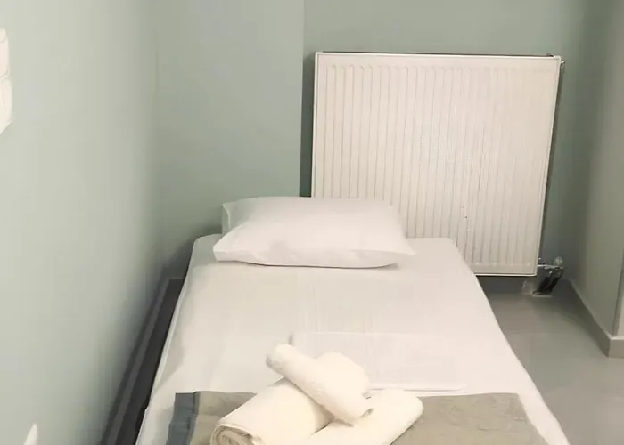 Maggie's Blissful Escape Lutráki